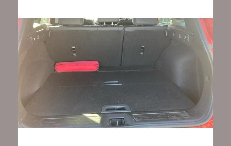 Used Renault Kadjar Iconic 140 HP (102 kW) 2019 Red SUV