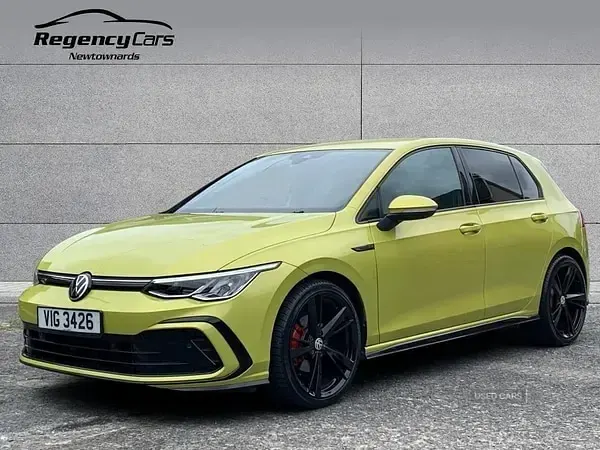 Used VW Golf VIII R-line 148 HP (108 kW) 2021 Yellow Hatchback