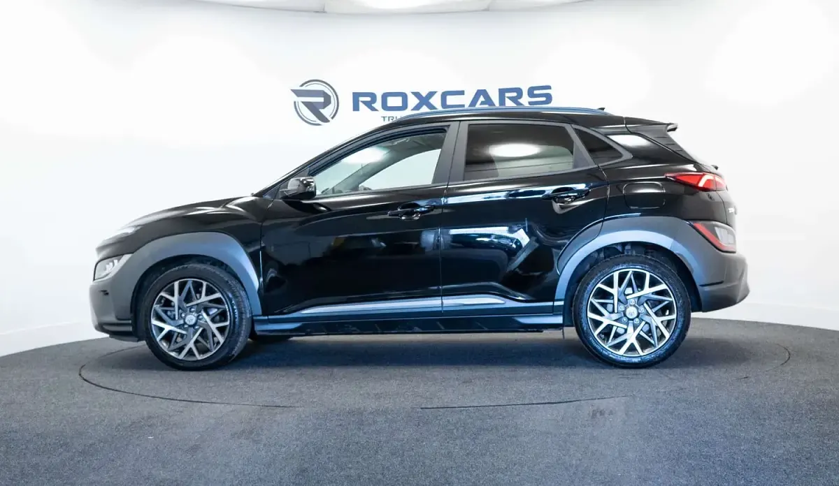 Używany Hyundai Kona Ultimate 141 KM (103 kW) 2023 Czarny SUV