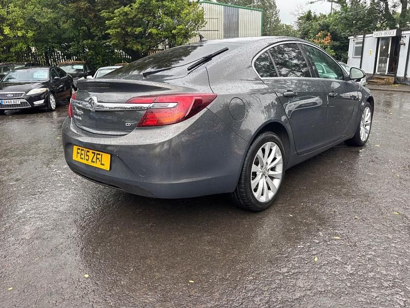 Second-hand Vauxhall Insignia Elite 163 CP (119 kW) 2015 Gri Hatchback