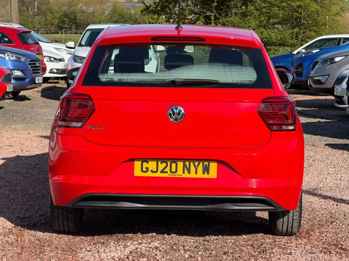 Used VW Polo SE 80 HP (58 kW) 2020 Red Hatchback