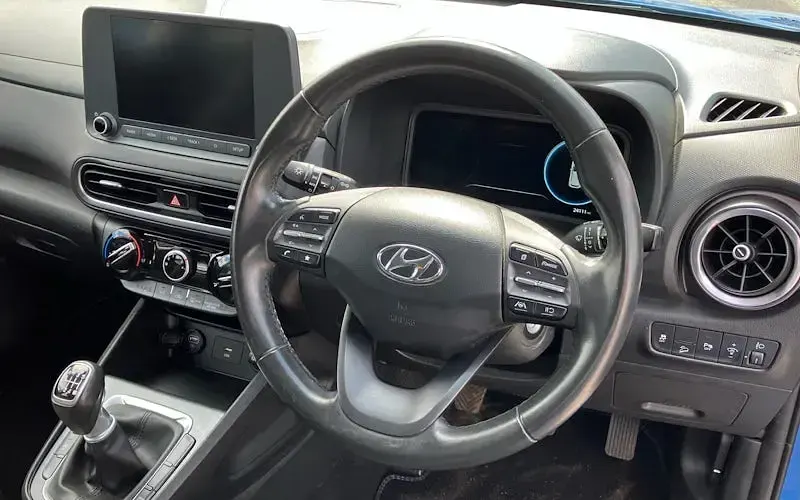Used Hyundai Kona SE 120 HP (88 kW) 2022 Blue SUV
