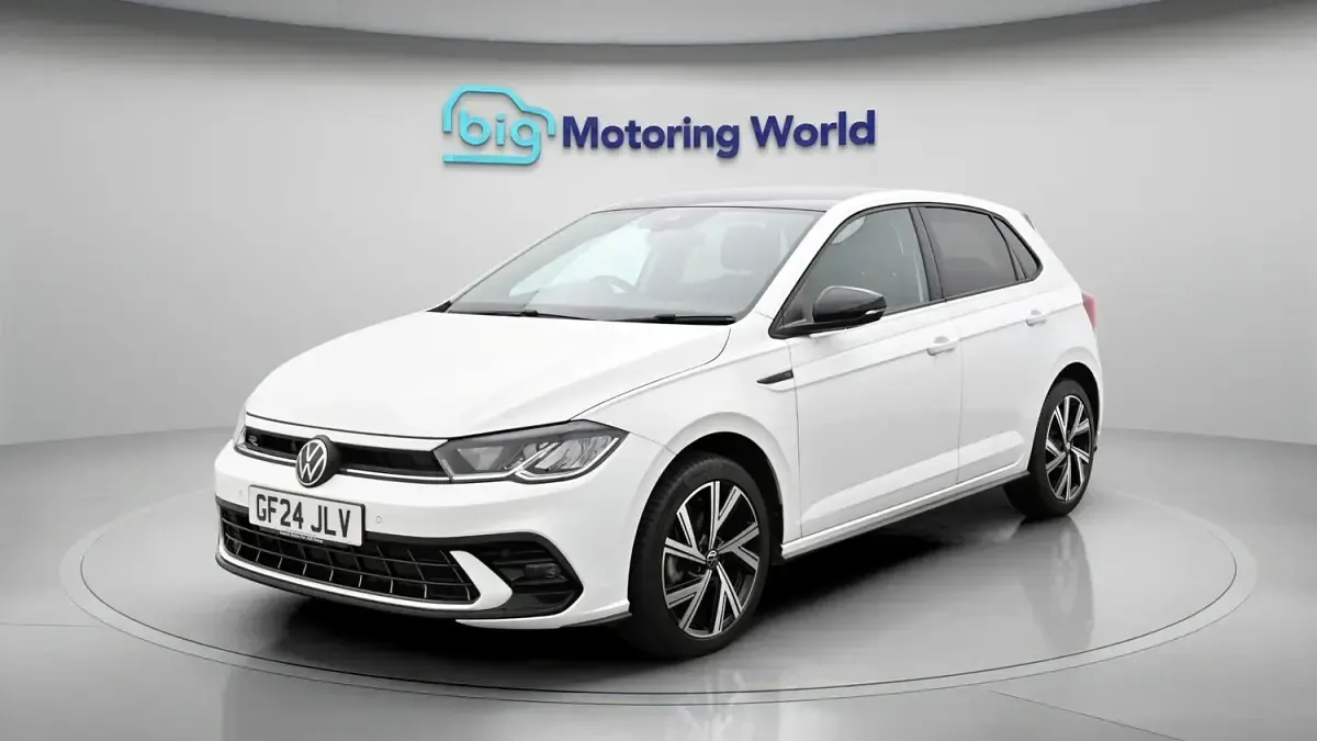 Used VW Polo R-line 110 HP (80 kW) 2024 White Hatchback