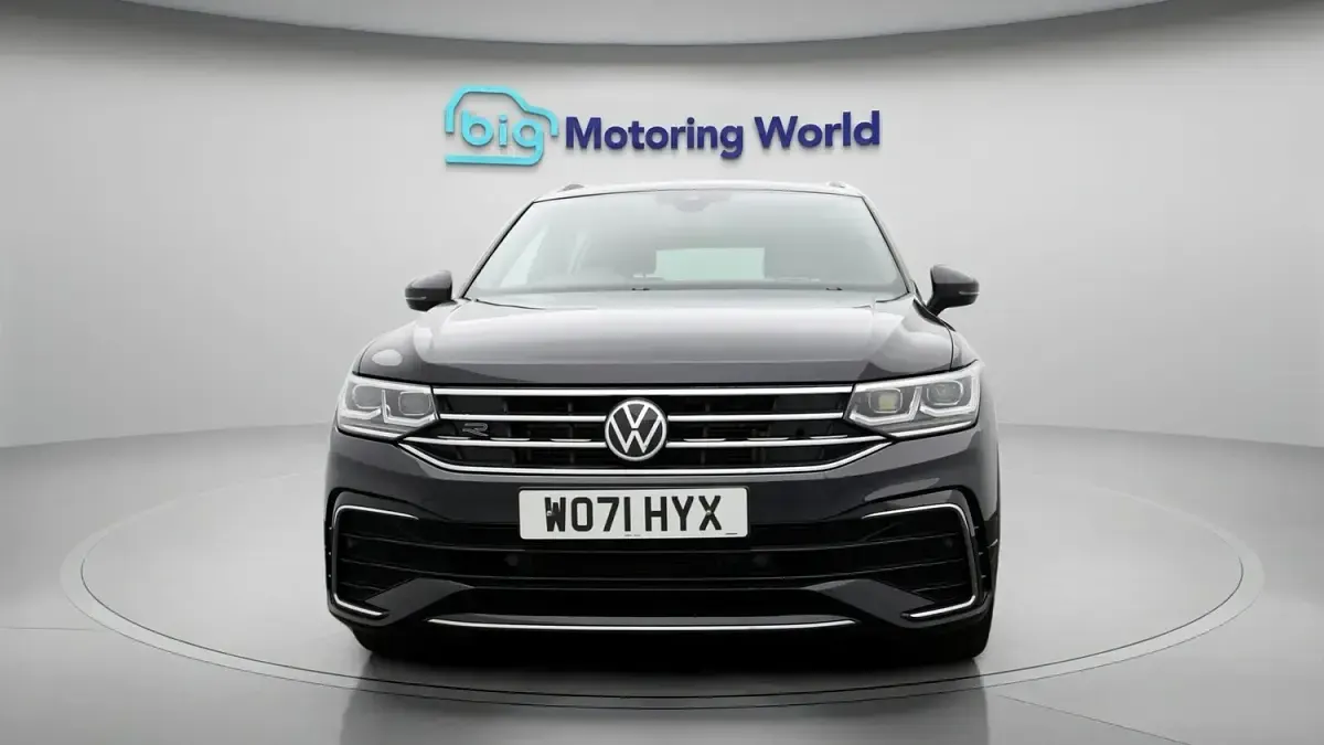 Used VW Tiguan R-line 150 HP (110 kW) 2021 Black SUV