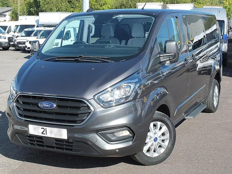Begagnad Ford Transit Custom Limited 170 HK (125 kW) 2021 Grå Van