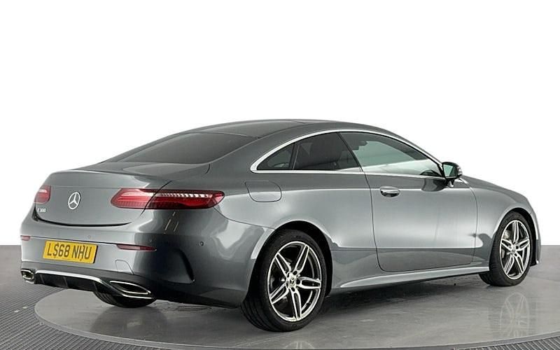 Used Mercedes E300 AMG Line Premium 245 HP (180 kW) 2020 Coupe