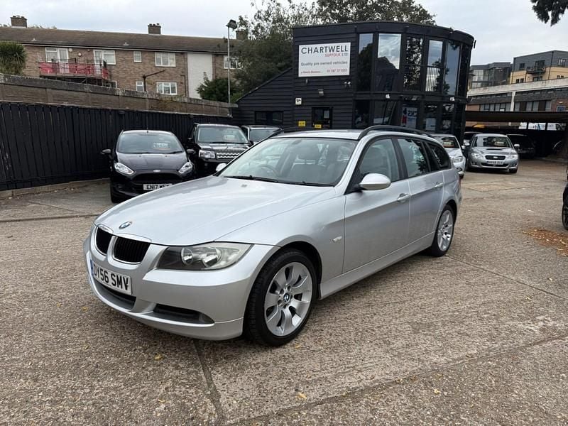 Silver Used 2006 BMW 318 Estate | £1,295 (Good price) - Image 1/4