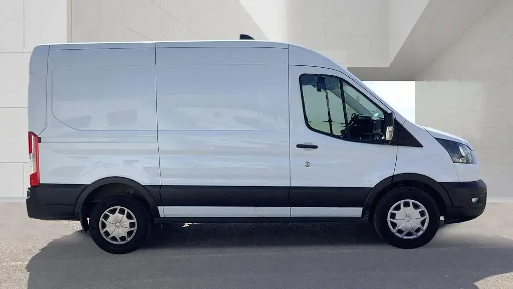 Used Ford Transit Trend 130 HP (95 kW) 2022 White Van