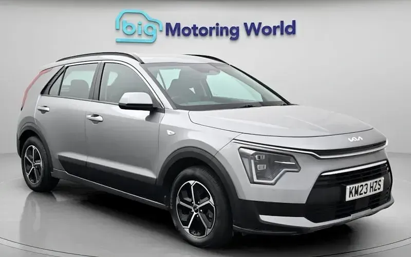 Gebraucht Kia Niro 141 PS (103 kW) 2023 SUV