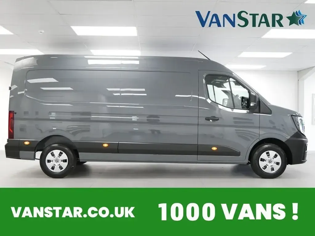 Nuevo Renault Master 130 CV (95 kW) 2026 Gris Monovolumen