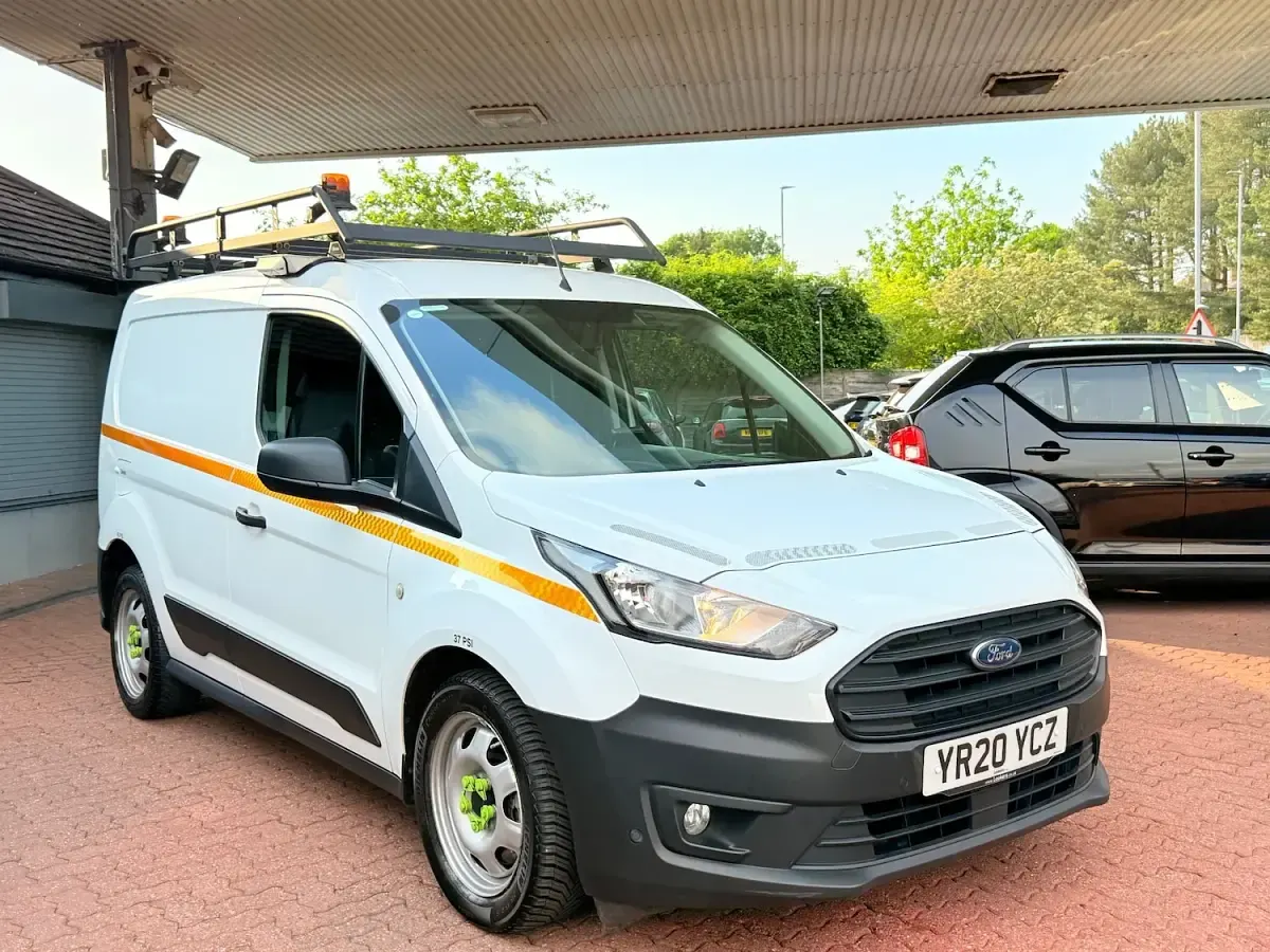 Used Ford Transit Connect 100 HP (73 kW) 2020 White MPV
