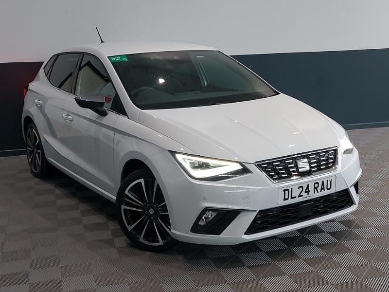 Used Seat Ibiza XCELLENCE Lux 115 HP (84 kW) 2024 White Hatchback