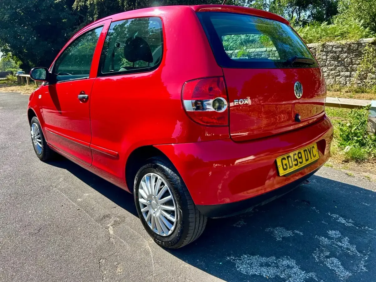 Used VW Fox 2010 Red Hatchback