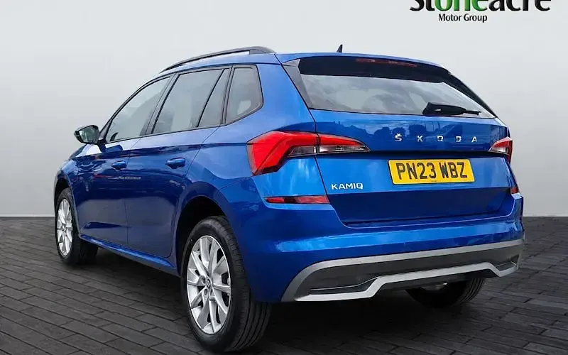 Used Skoda Kamiq SE Drive 110 HP (80 kW) 2023 Blue SUV