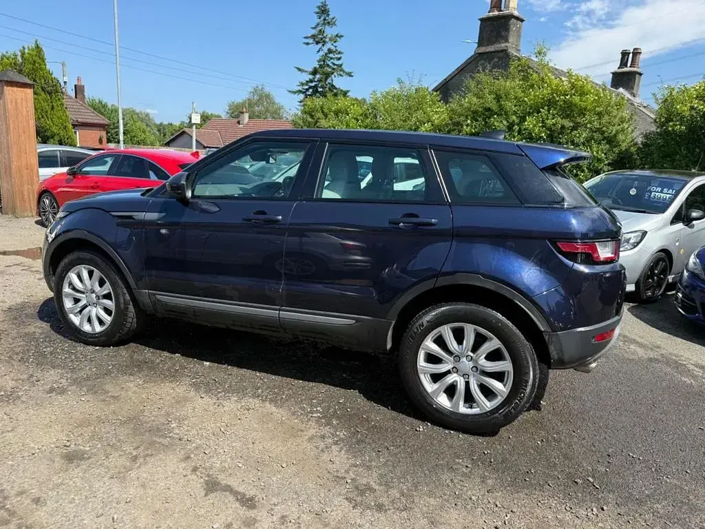 Used Land Rover Range Rover evoque SE 150 HP (110 kW) 2016 Blue SUV