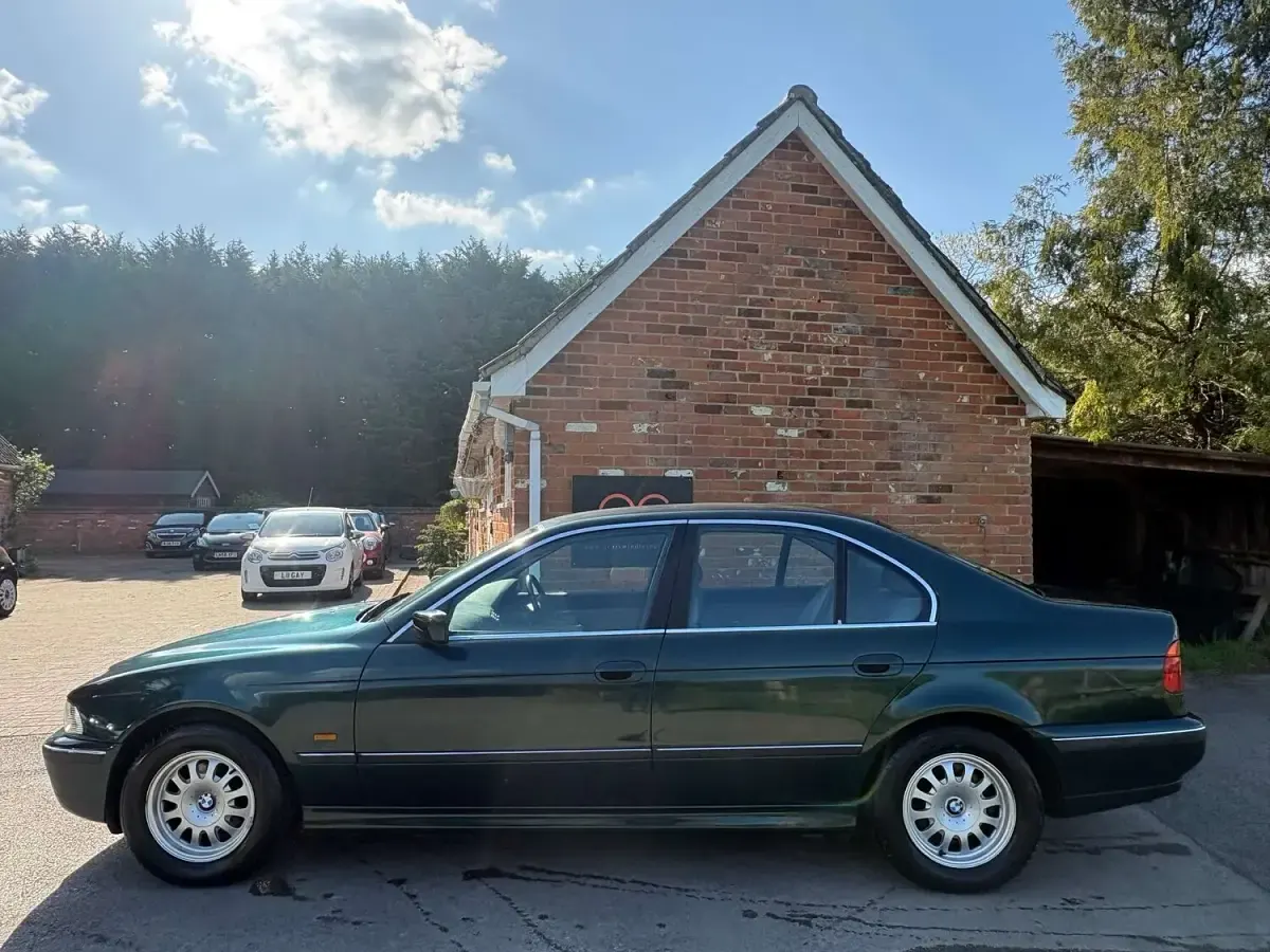 Used BMW 528 1996 Green Sedan