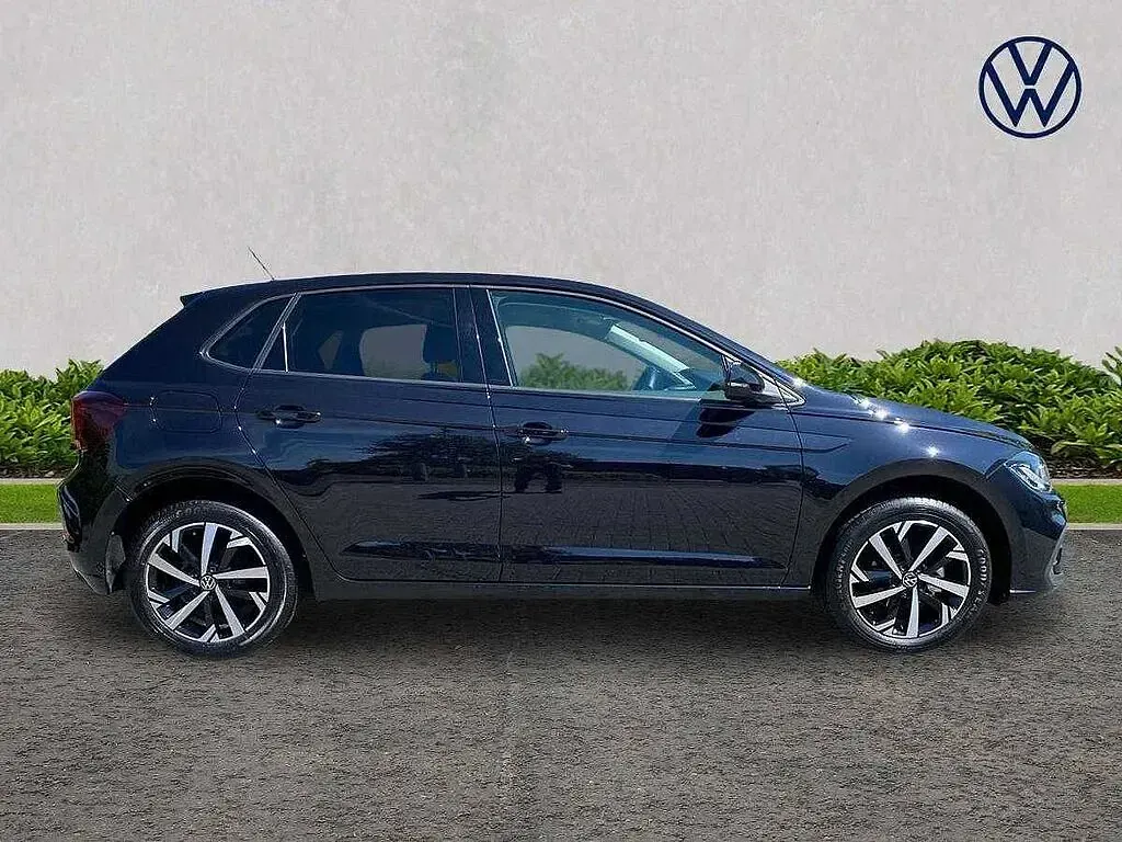 New VW Polo Match 95 HP (69 kW) 2025 Black Hatchback