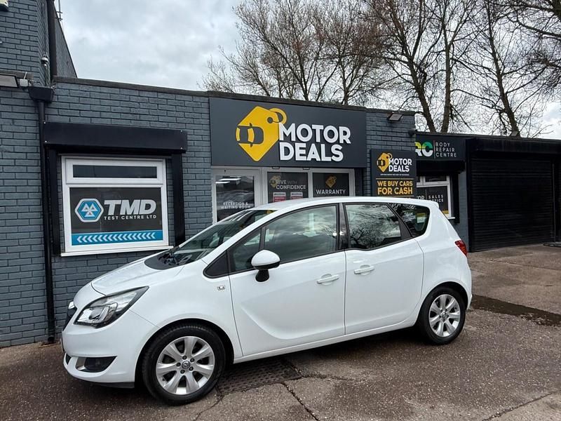 Used Vauxhall Meriva 2017 White MPV