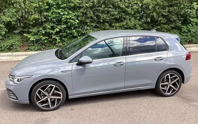 Używany VW Golf VIII Style 150 KM (110 kW) 2023 Szary Hatchback