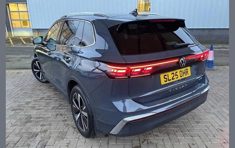 Used VW Tiguan Elegance 147 HP (108 kW) 2025 Grey SUV