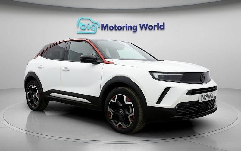 Used Vauxhall Mokka SRi 131 HP (96 kW) 2021 White SUV
