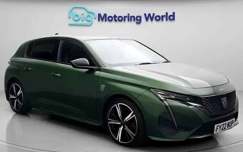 Used Peugeot 308 Premium 224 HP (164 kW) 2022 Hatchback
