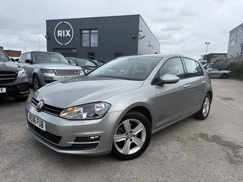 Used VW Golf VII Edition 125 HP (91 kW) 2017 Silver Hatchback