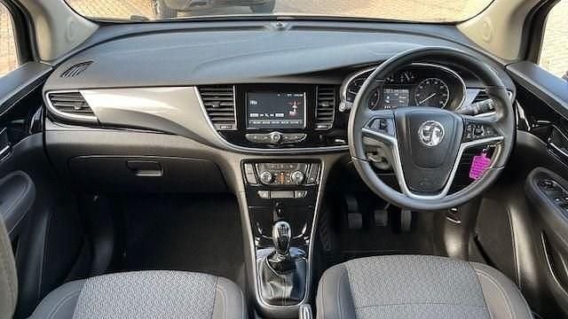 Image 2/4