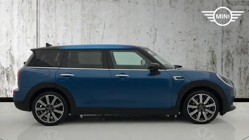 Used Mini Cooper Clubman Exclusive 134 HP (98 kW) 2022 Blue Estate