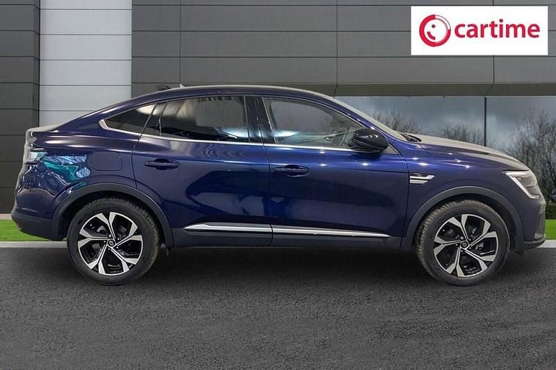Begagnad Renault Arkana Techno 145 HK (106 kW) 2024 Blå SUV