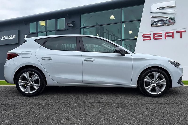 Used Seat Leon FR 2025 White Hatchback