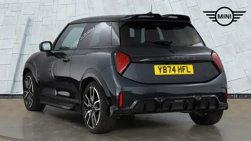 Used Mini Cooper S Hatch 201 HP (147 kW) 2024 Grey Hatchback
