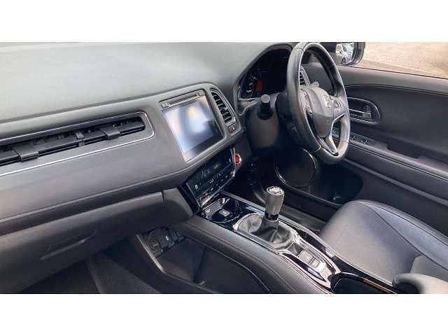 Image 2/4