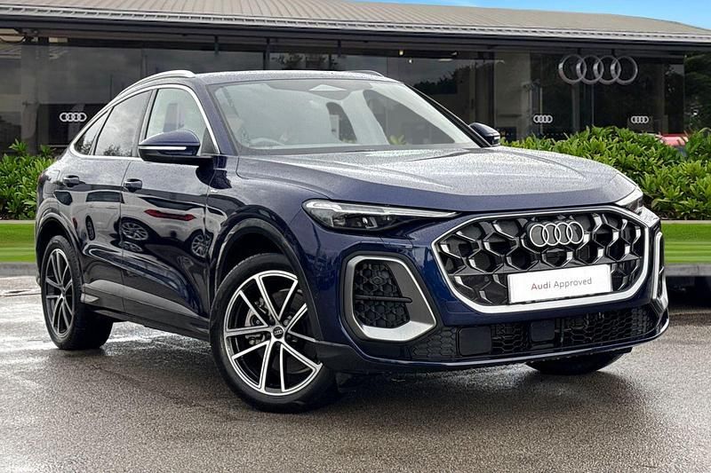 Blue New 2025 Audi Q5 Sportback Advanced SUV | £54,750 (Fair price) - Image 1/4