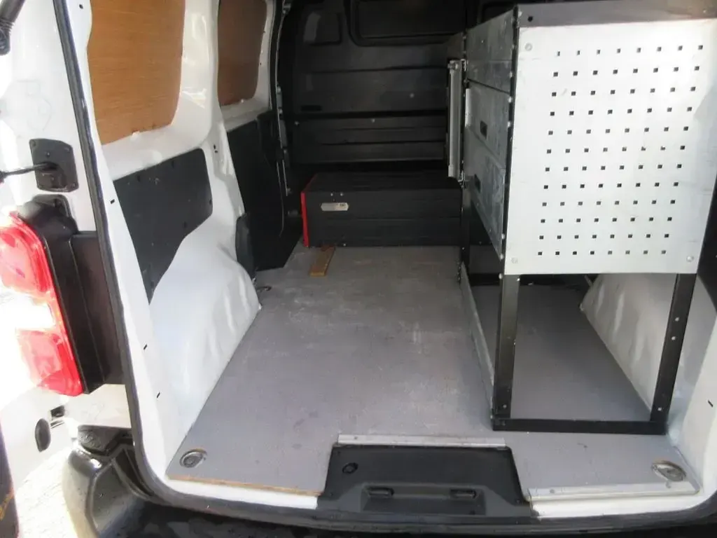 Used Vauxhall Vivaro Edition 100 HP (73 kW) 2020 White MPV