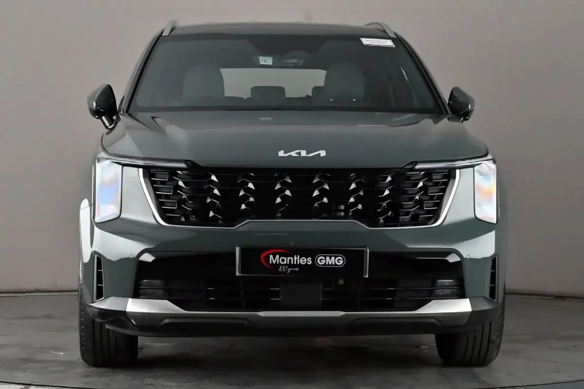 Used Kia Sorento 194 HP (142 kW) 2025 Green SUV