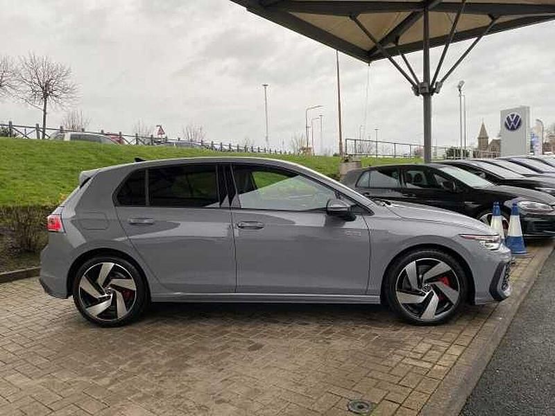 Używany VW Golf VIII 265 KM (194 kW) 2025