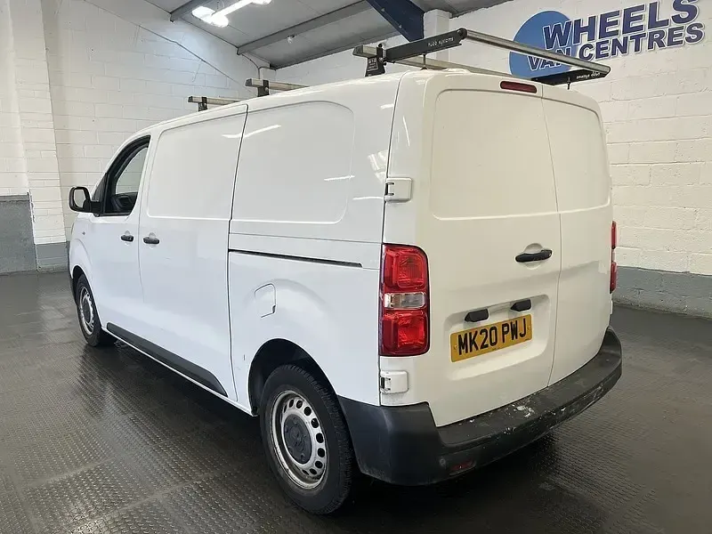 Used Peugeot Expert 120 HP (88 kW) 2020 White Van