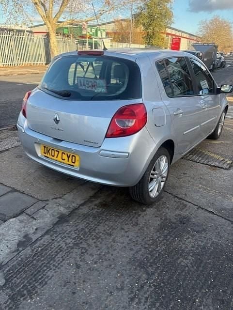 Used Renault Clio II Initiale 111 HP (81 kW) 2007 Grey Sedan