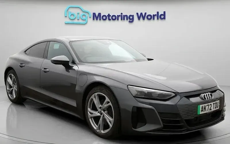 Usado Audi e-tron GT quattro 389 kW (530 HP) 2024 Sedan