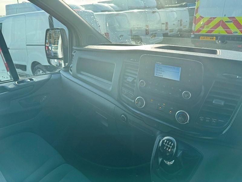 Used Ford Transit Custom 2021 White Van