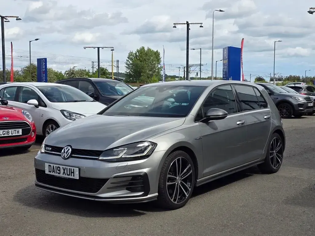 Used VW Golf VII GTD 184 HP (135 kW) 2019 Silver Hatchback