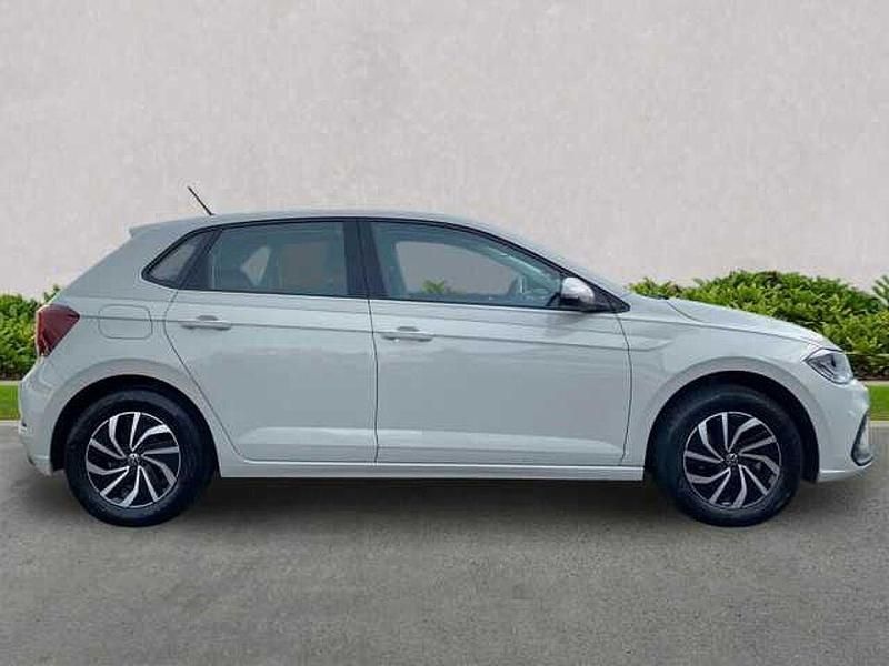Used VW Polo Life 95 HP (69 kW) 2023 Grey Hatchback