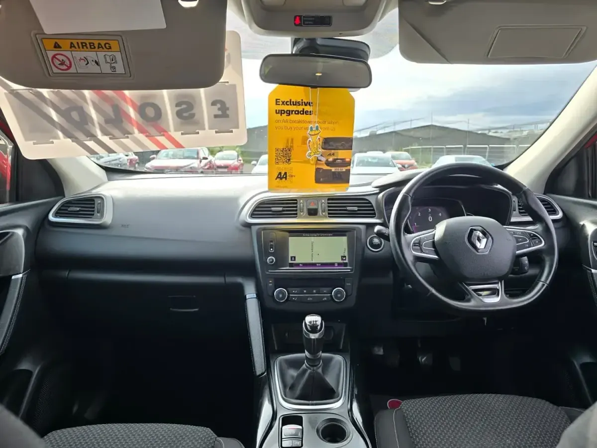 Used Renault Kadjar Dynamique 109 HP (80 kW) 2017 Red SUV