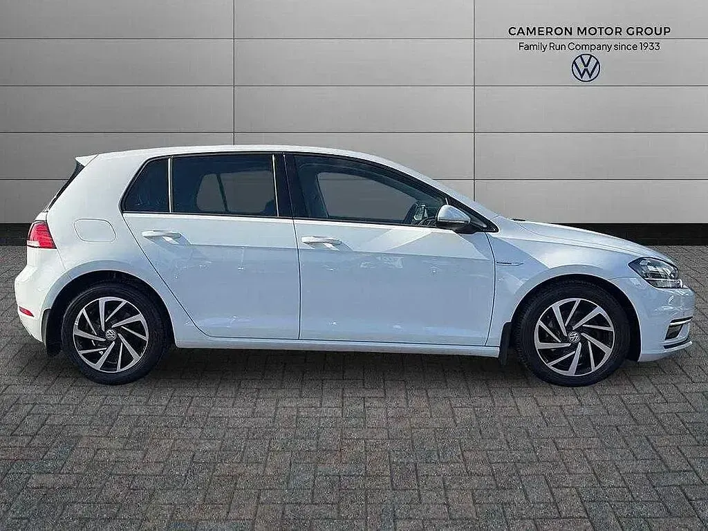Used VW Golf VII R-line 147 HP (108 kW) 2019 White Hatchback
