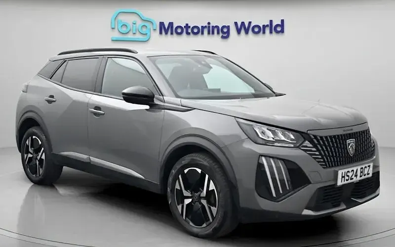 Used Peugeot 2008 Allure 101 HP (74 kW) 2024 SUV