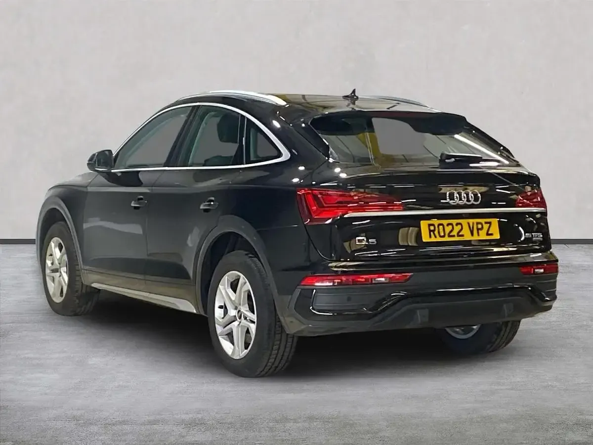 Used Audi Q5 Sportback Sport 265 HP (194 kW) 2022 Black SUV