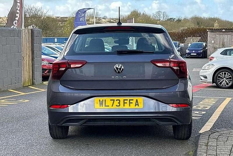 Used VW Polo Life 95 HP (69 kW) 2024 Grey Hatchback