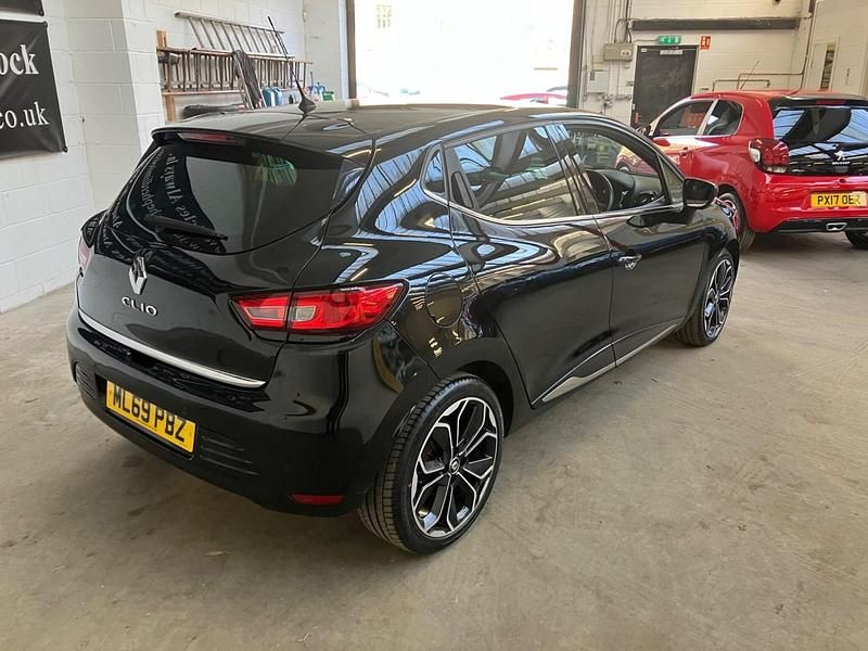 Used Renault Clio IV Iconic 90 HP (66 kW) 2019 Black Hatchback