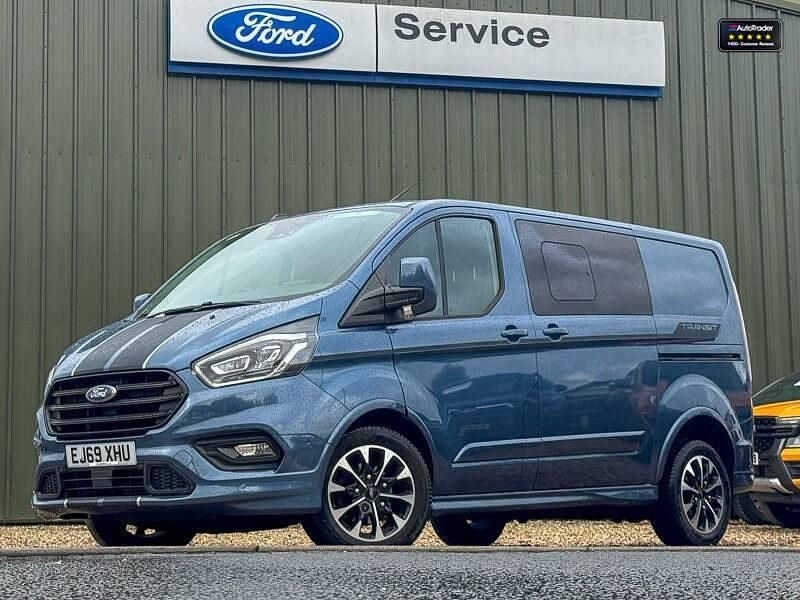 Used Ford Transit Custom Sport 185 HP (136 kW) 2019 Blue Van